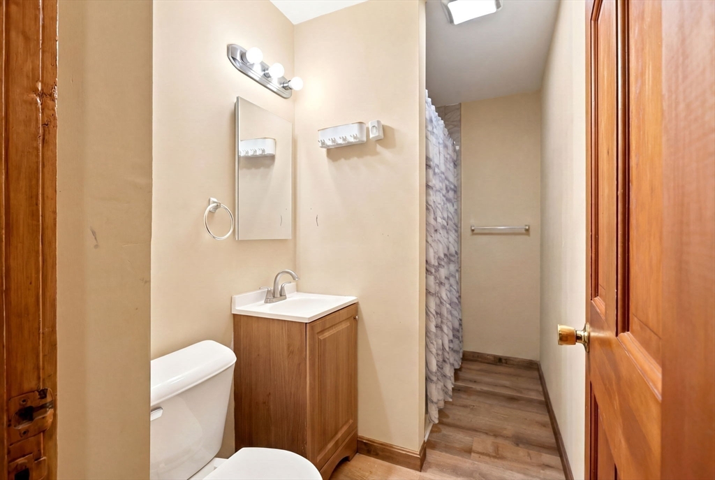 5 Rowell St Property Photo 16
