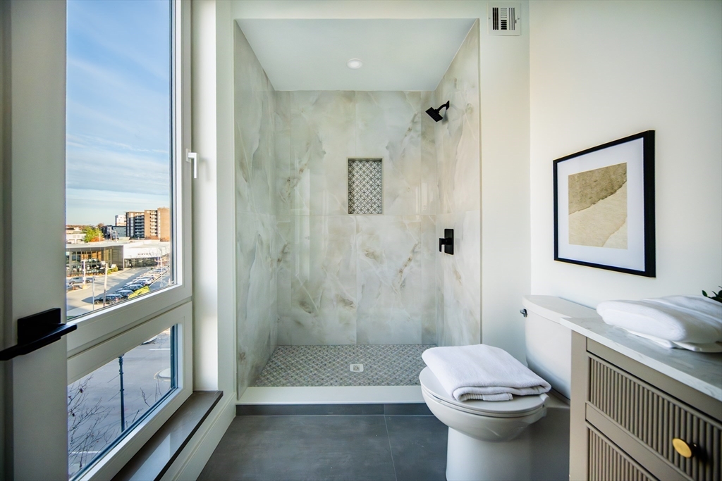 66 Mcgrath # 507 Property Photo 17