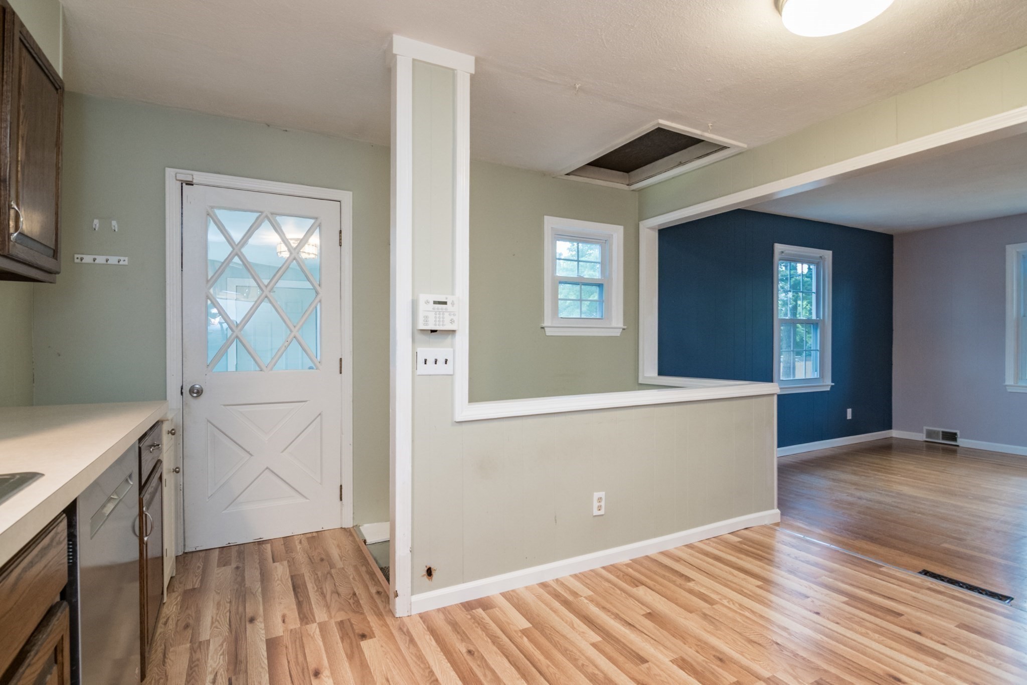 248 Laconia Street Property Photo 10