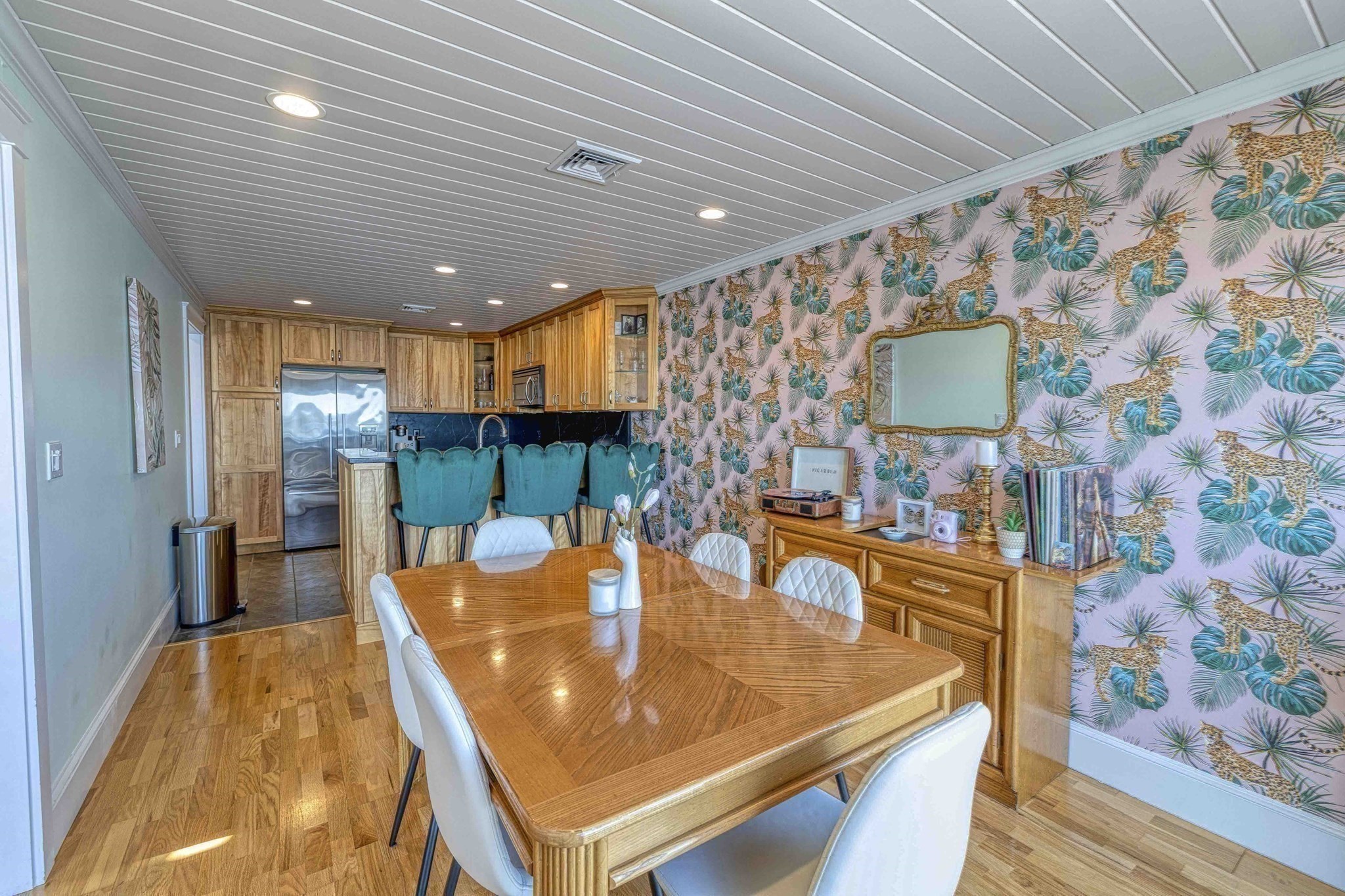 700 Shore Dr # 306 Property Photo 10