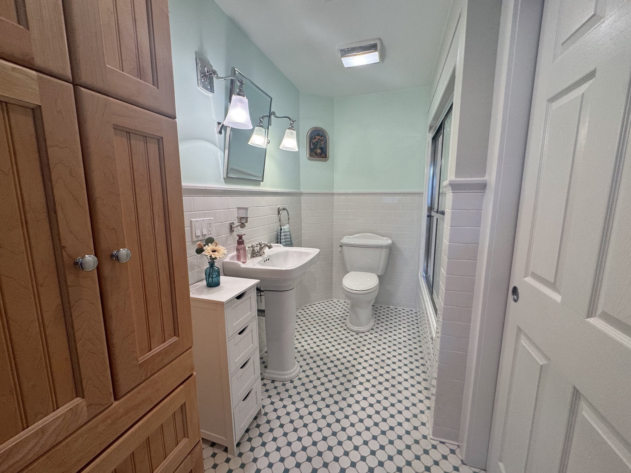 700 Shore Dr # 306 Property Photo 16