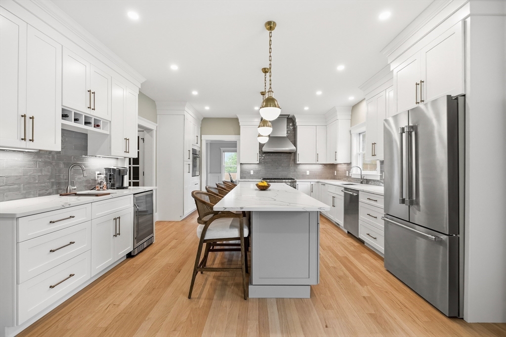 4 Whitcomb Street Property Photo 10