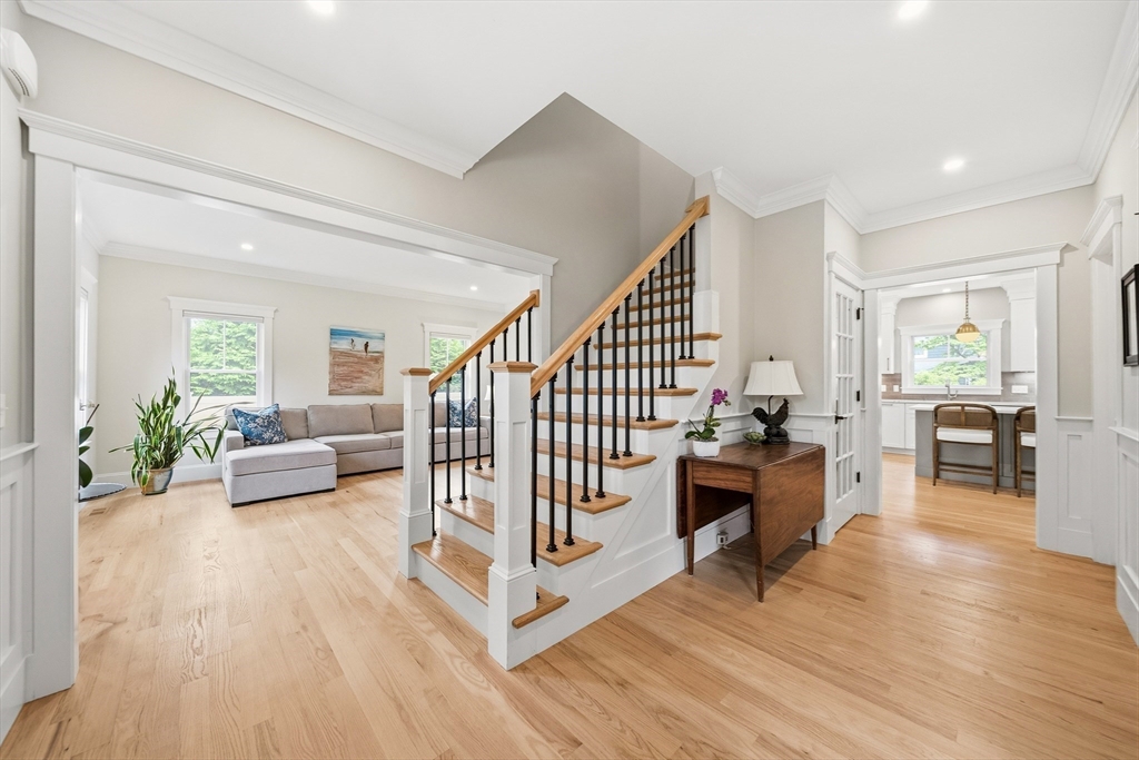4 Whitcomb Street Property Photo 16