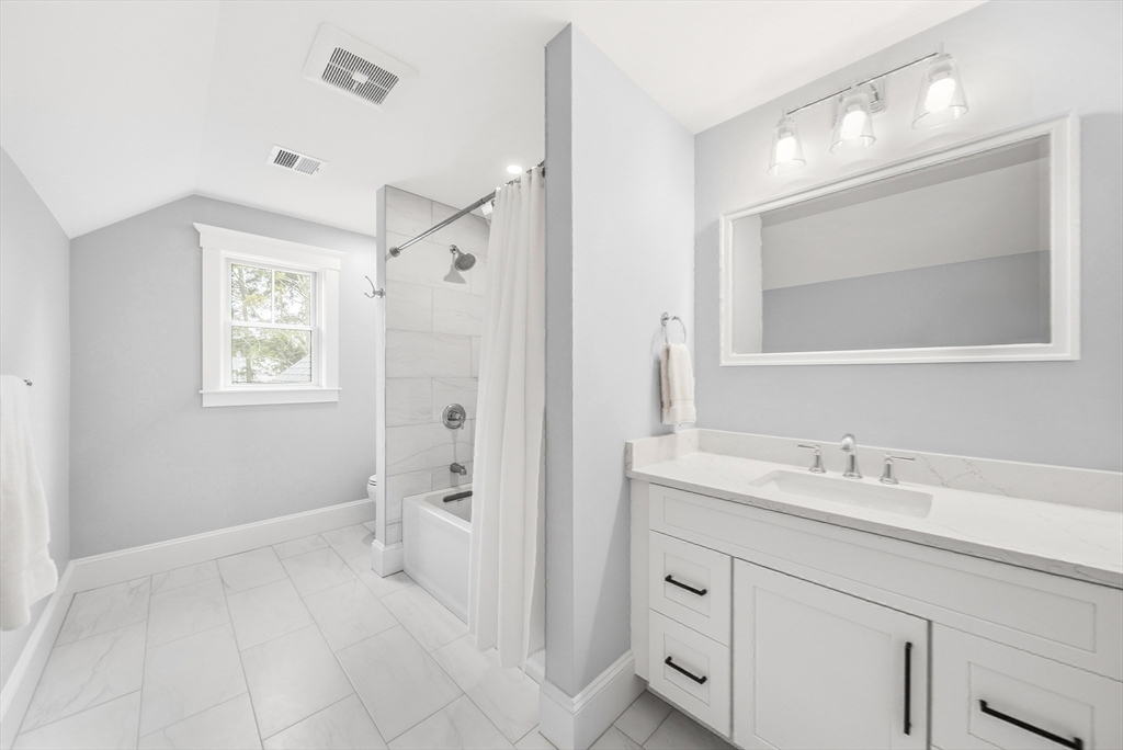4 Whitcomb Street Property Photo 24