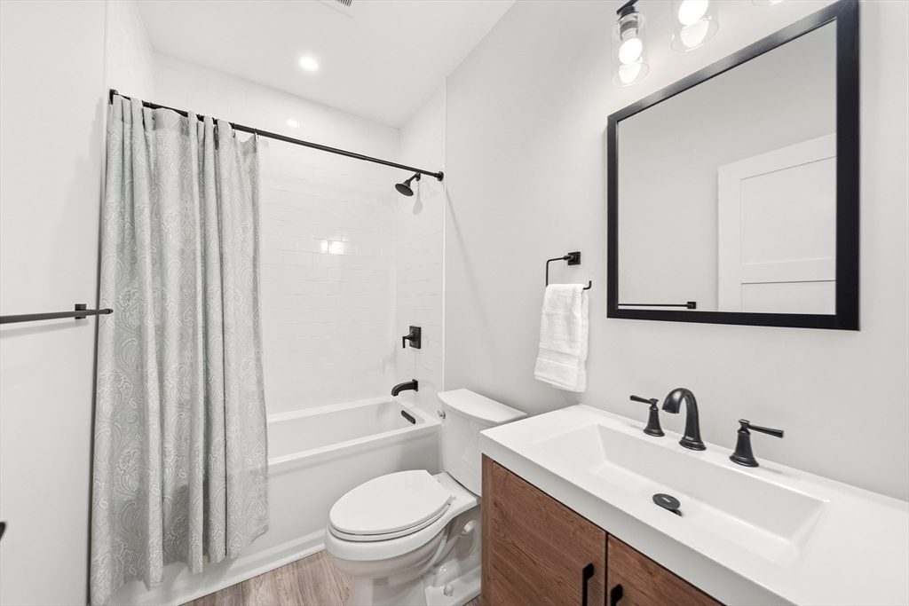 4 Whitcomb Street Property Photo 34