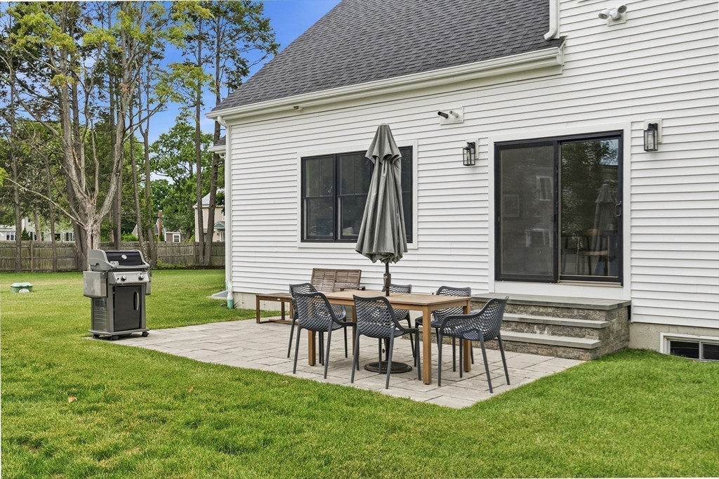 4 Whitcomb Street Property Photo 35