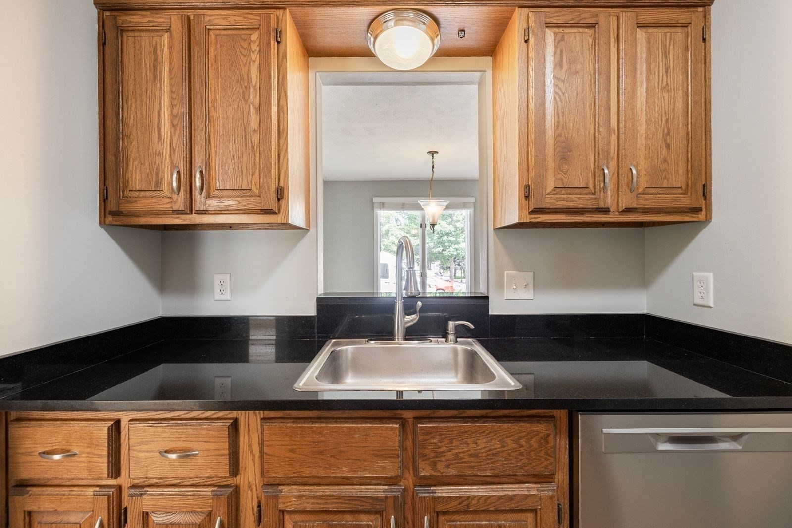 2205 Boston Road # I81 Property Photo 3