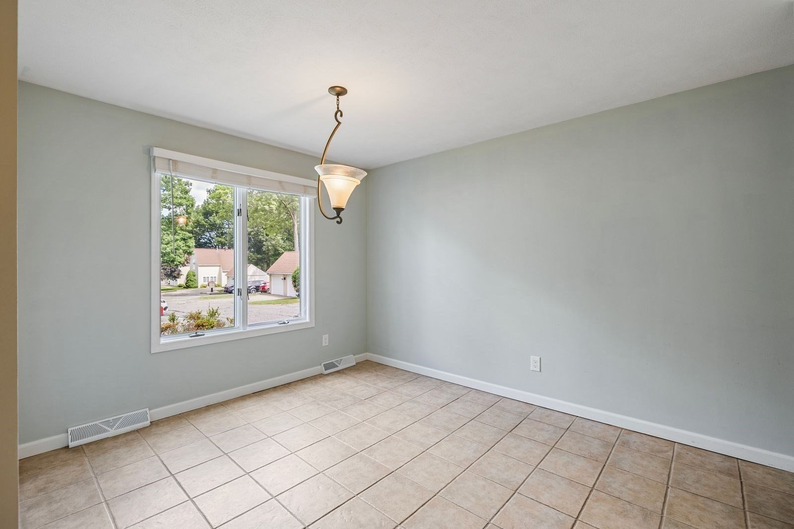 2205 Boston Road # I81 Property Photo 10