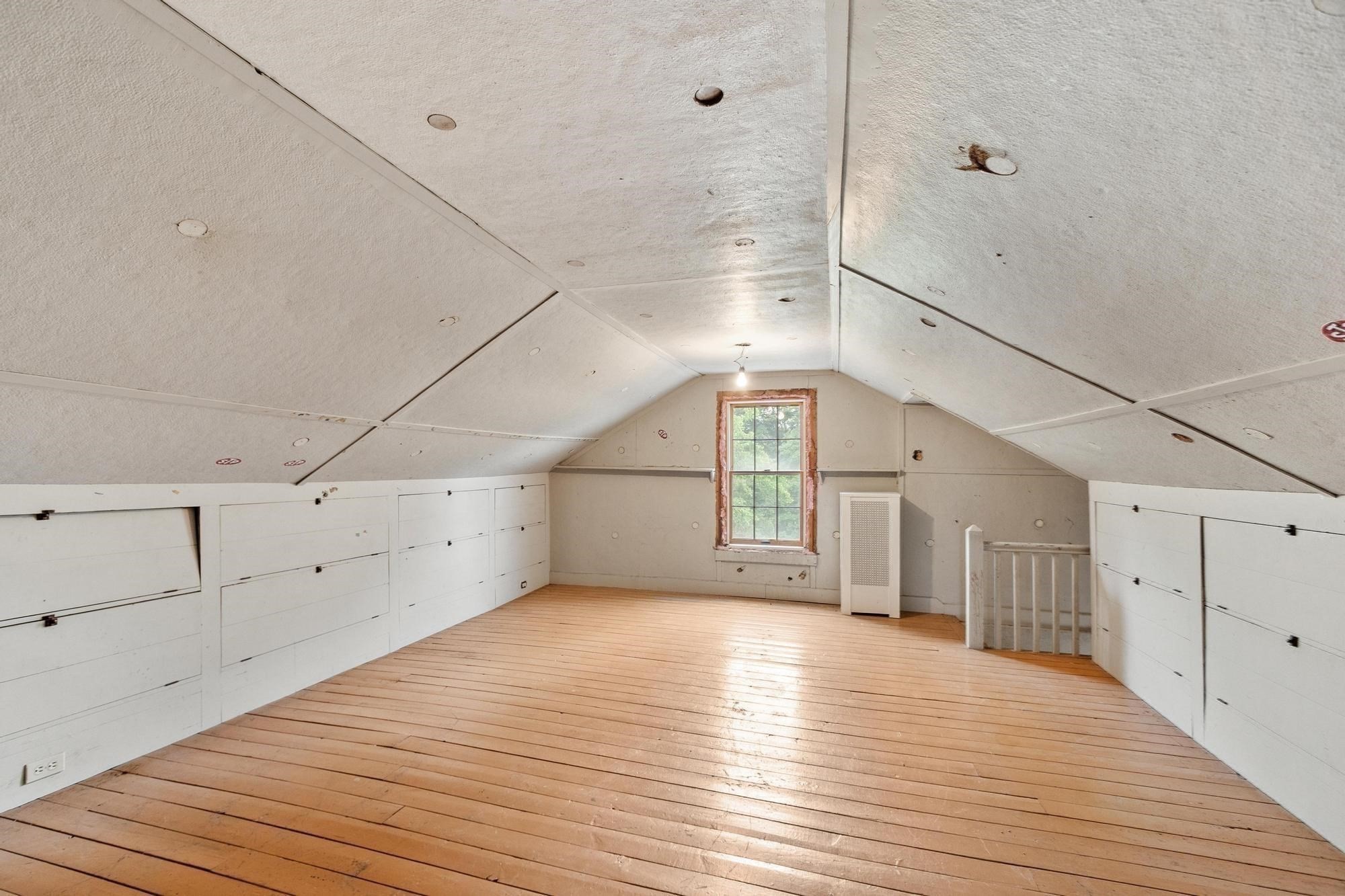 32 Osgood Rd Property Photo 35