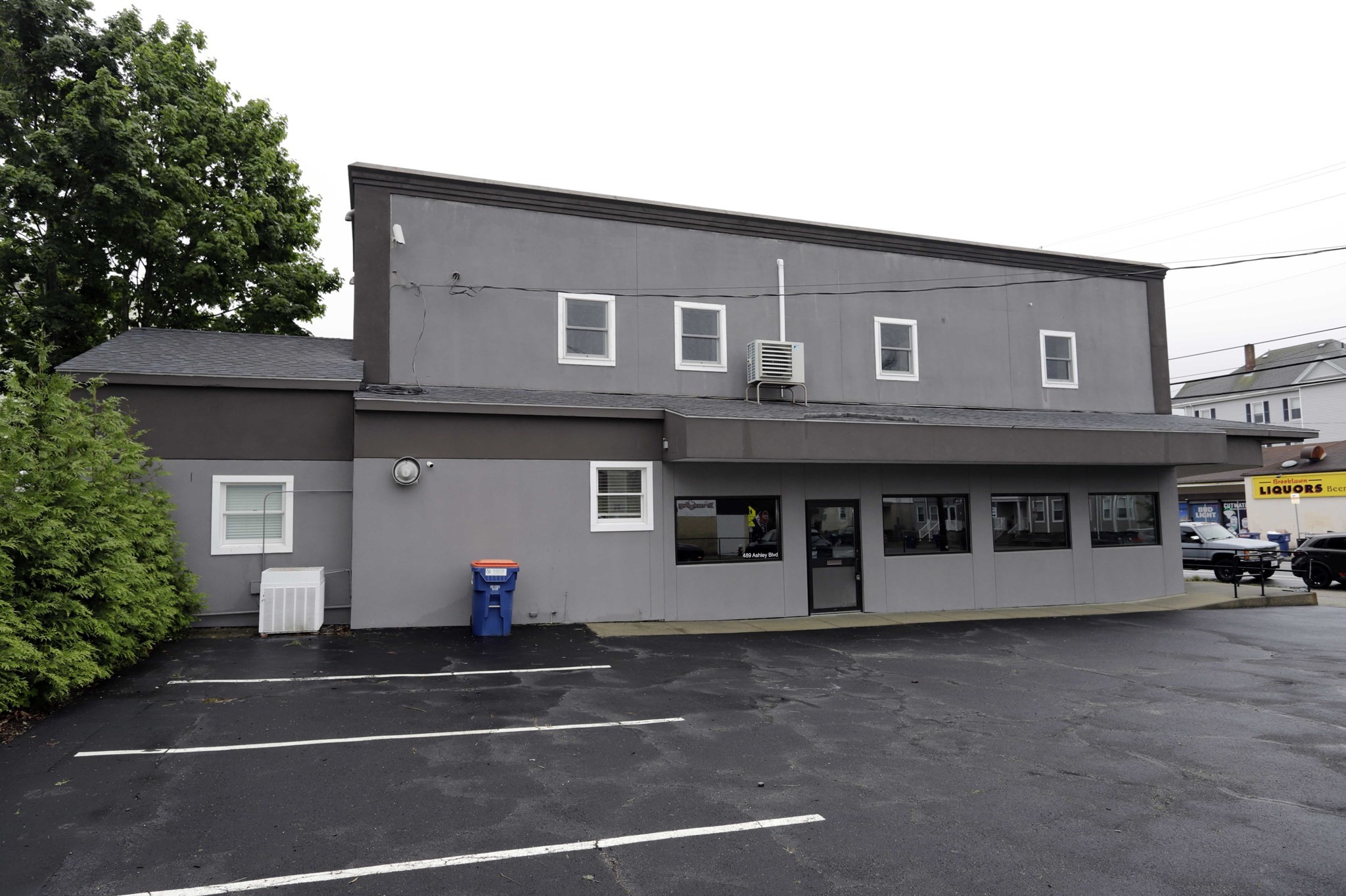 489a-b Ashley Blvd # B Property Photo 2