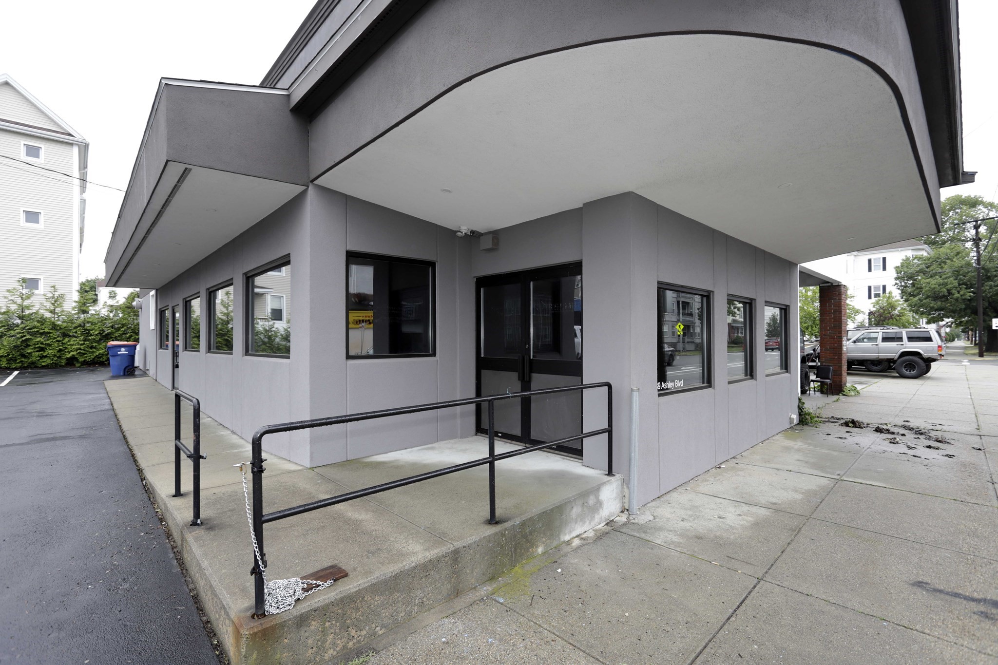 489a-b Ashley Blvd # B Property Photo 3