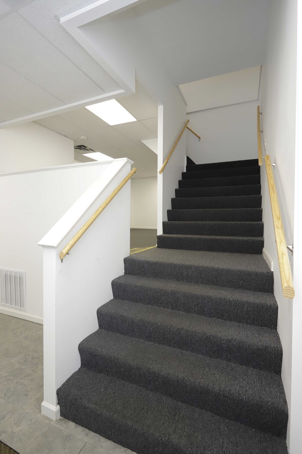 489a-b Ashley Blvd # B Property Photo 17