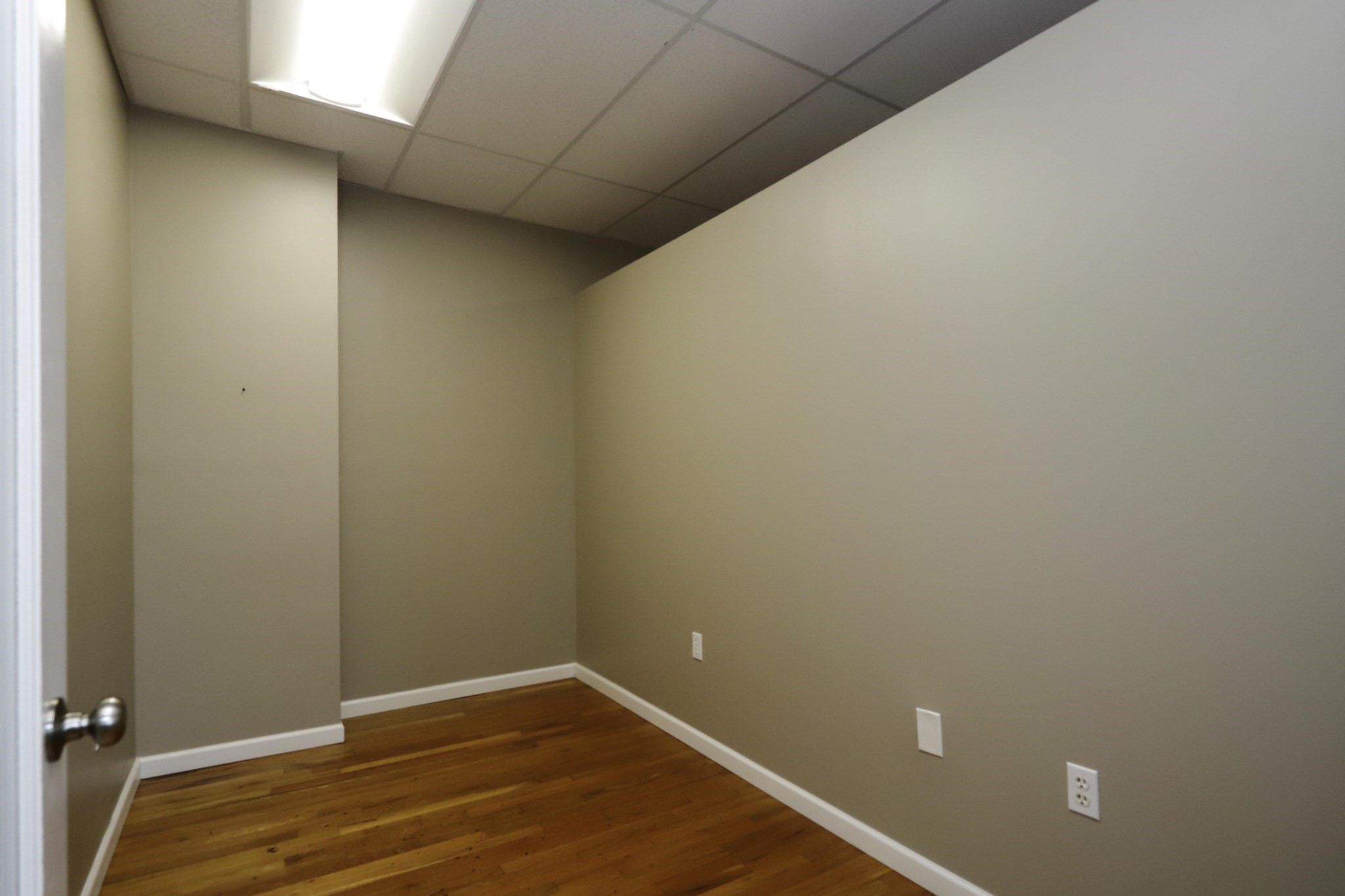 489a-b Ashley Blvd # B Property Photo 31