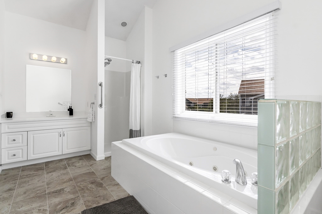 30 Cavendish Cir # 30 Property Photo 25