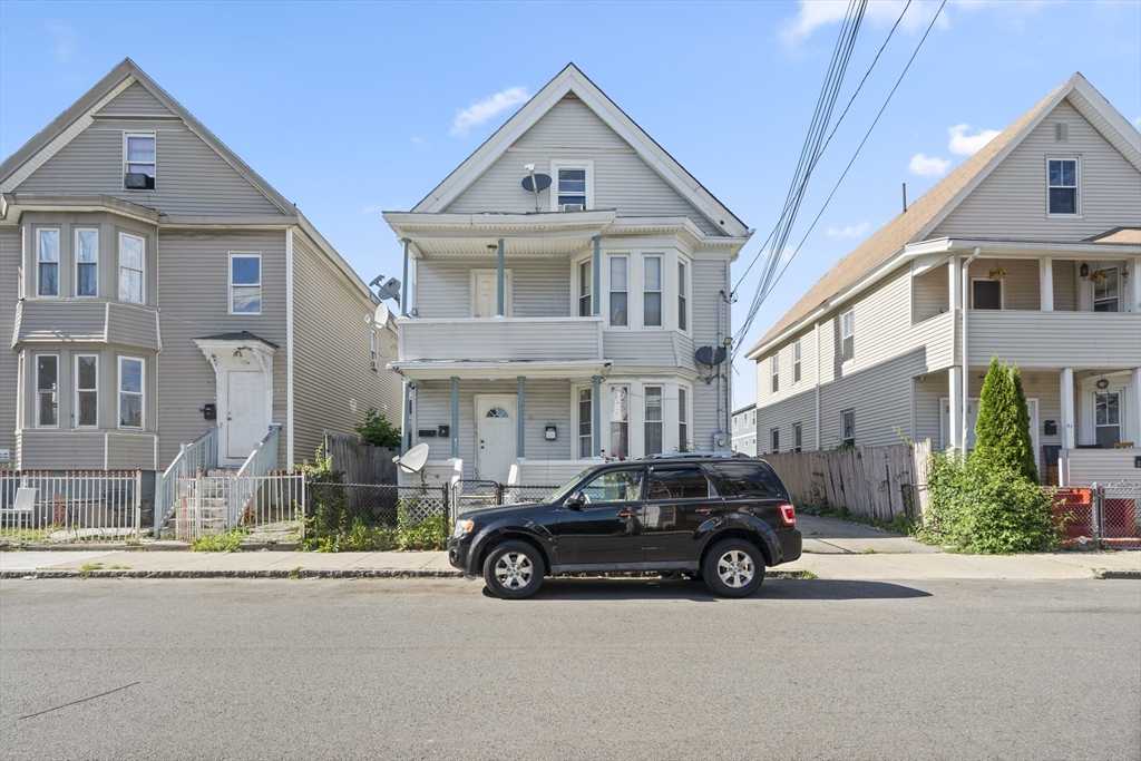 95 Myrtle St Property Photo 1
