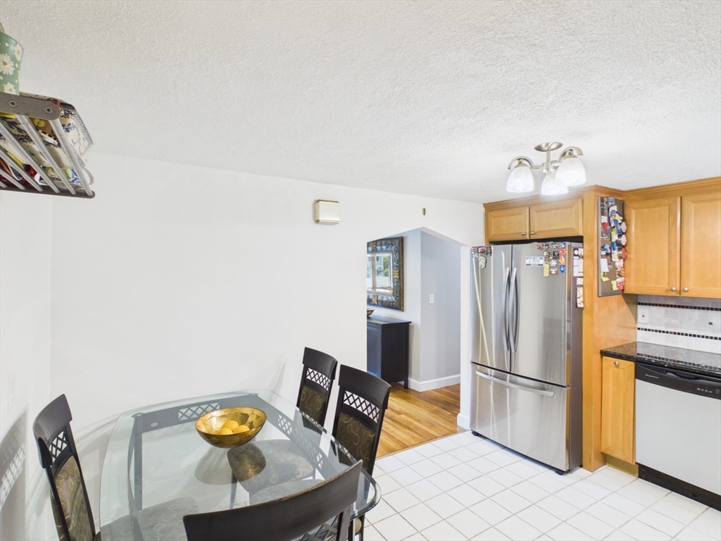41 Essex Road Property Photo 11