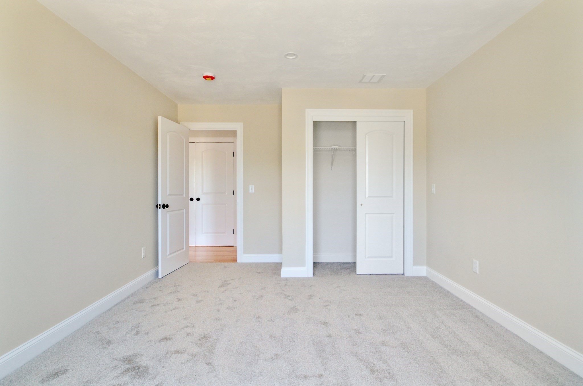 22b Crownshield # 22b Property Photo 15