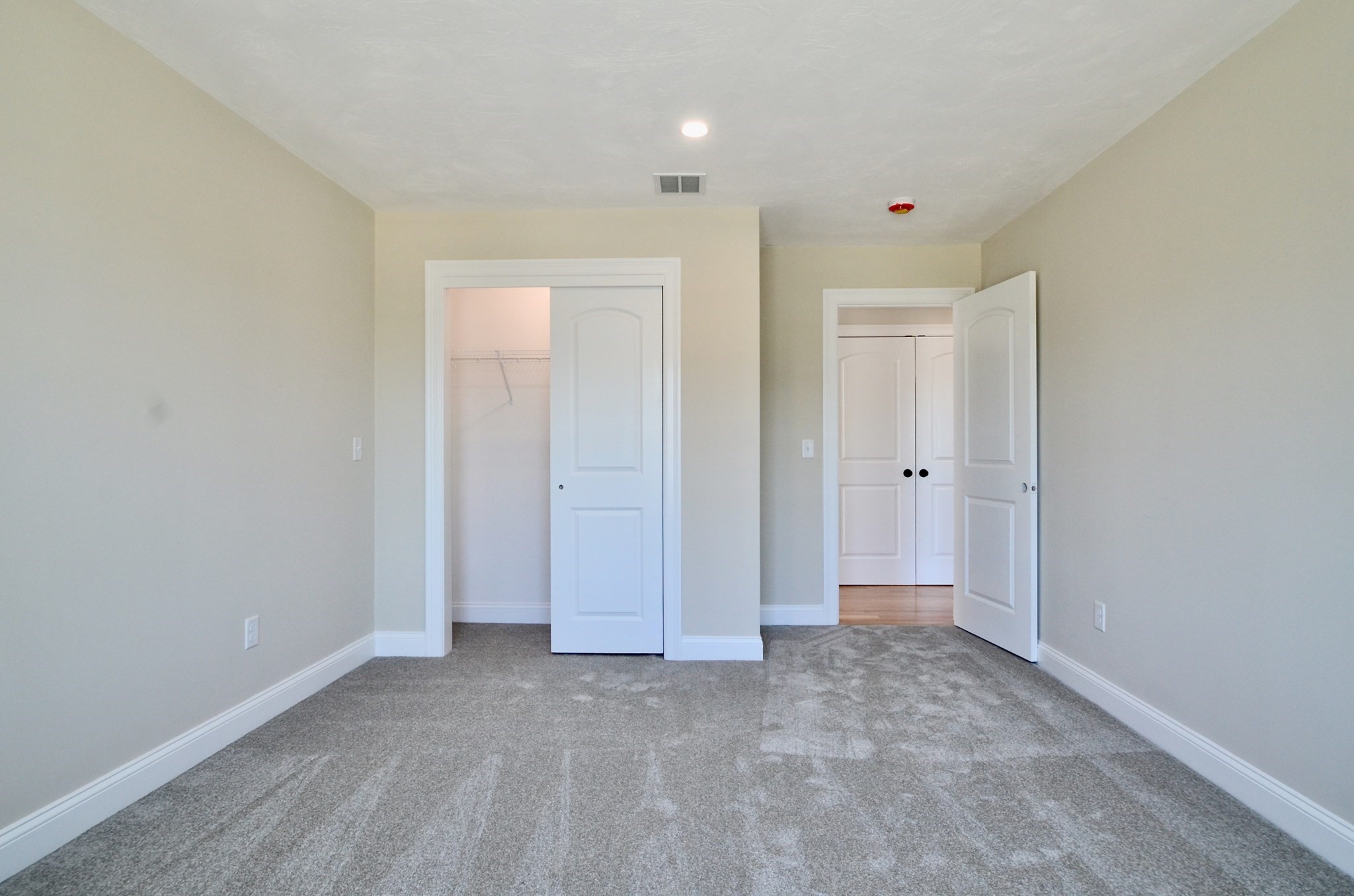 22b Crownshield # 22b Property Photo 16