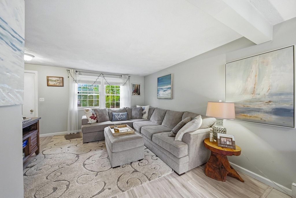6 George St # C Property Photo 4