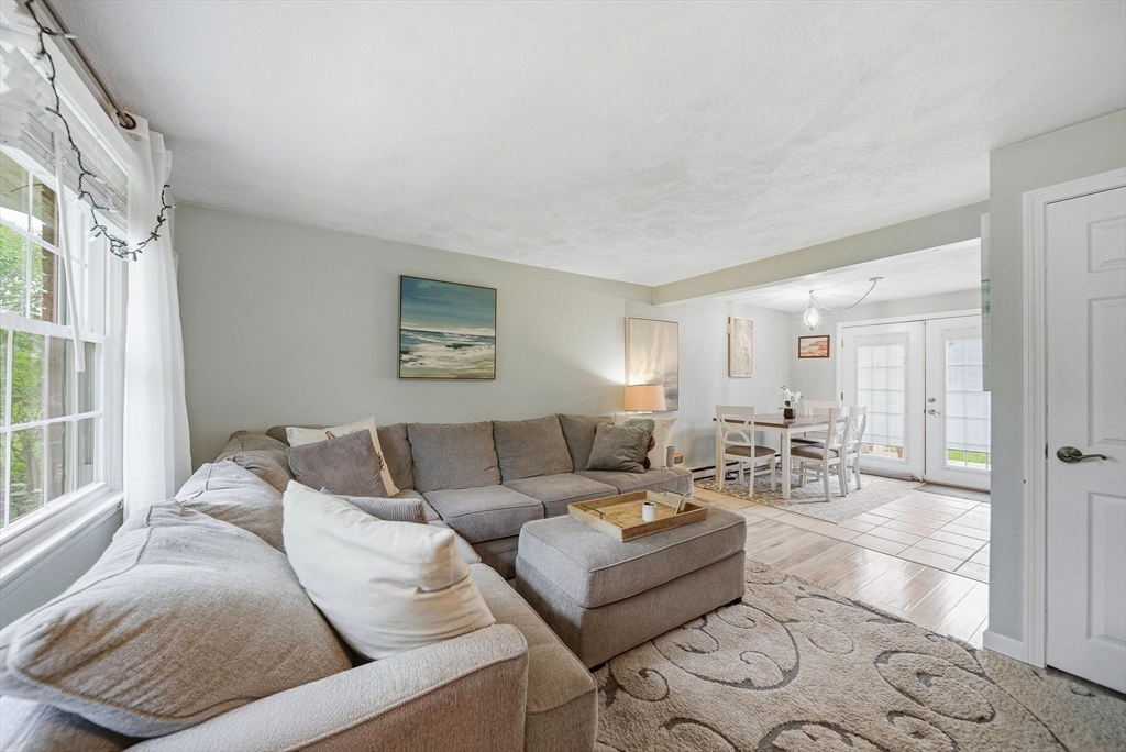 6 George St # C Property Photo 5