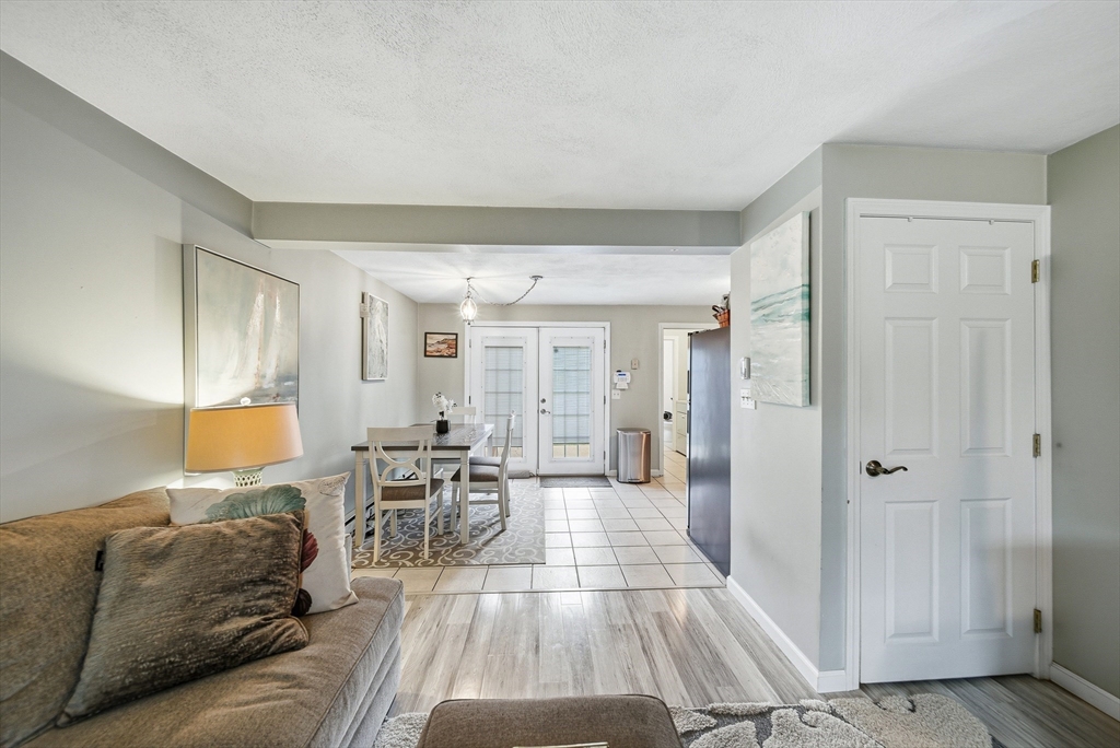 6 George St # C Property Photo 6
