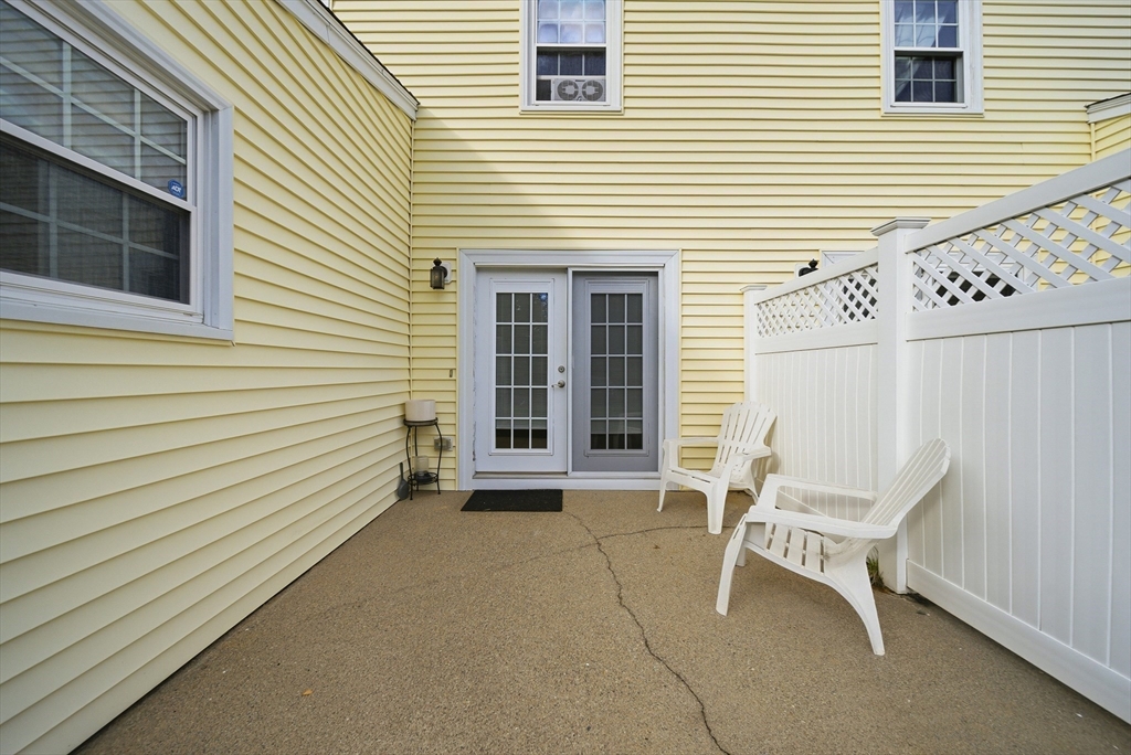 6 George St # C Property Photo 23
