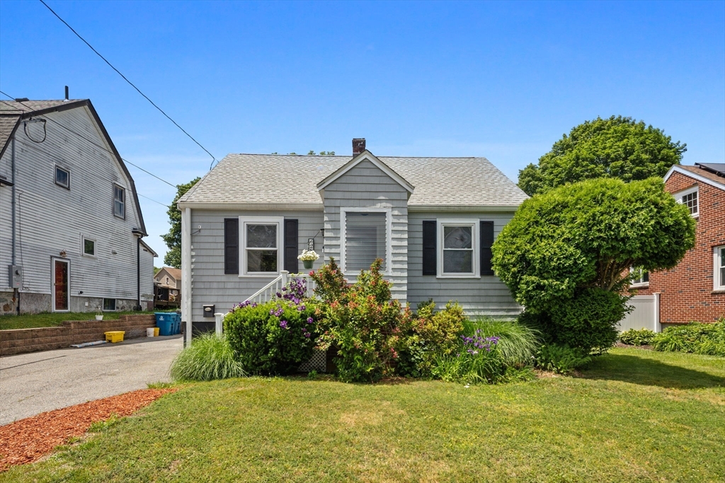 28 N Mountain Ave