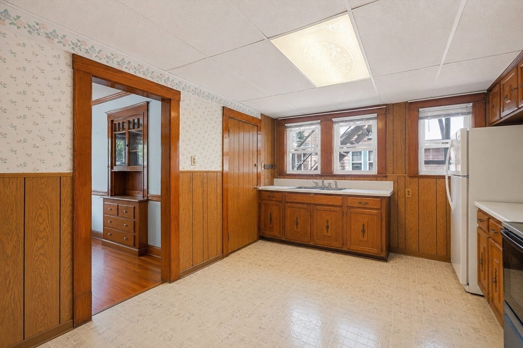 157 Elm Street Property Photo 8