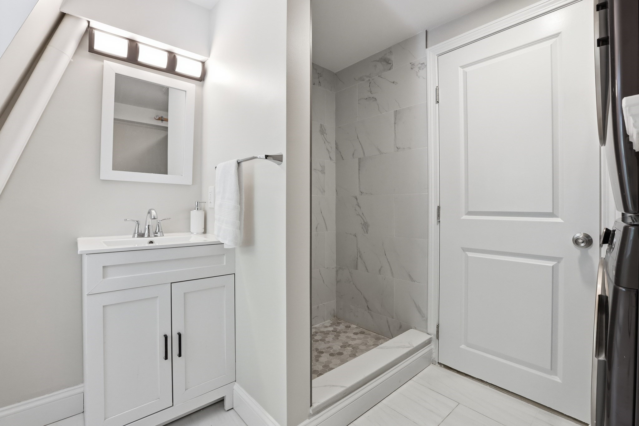 47 Newtonville Ave # 3 Property Photo 9