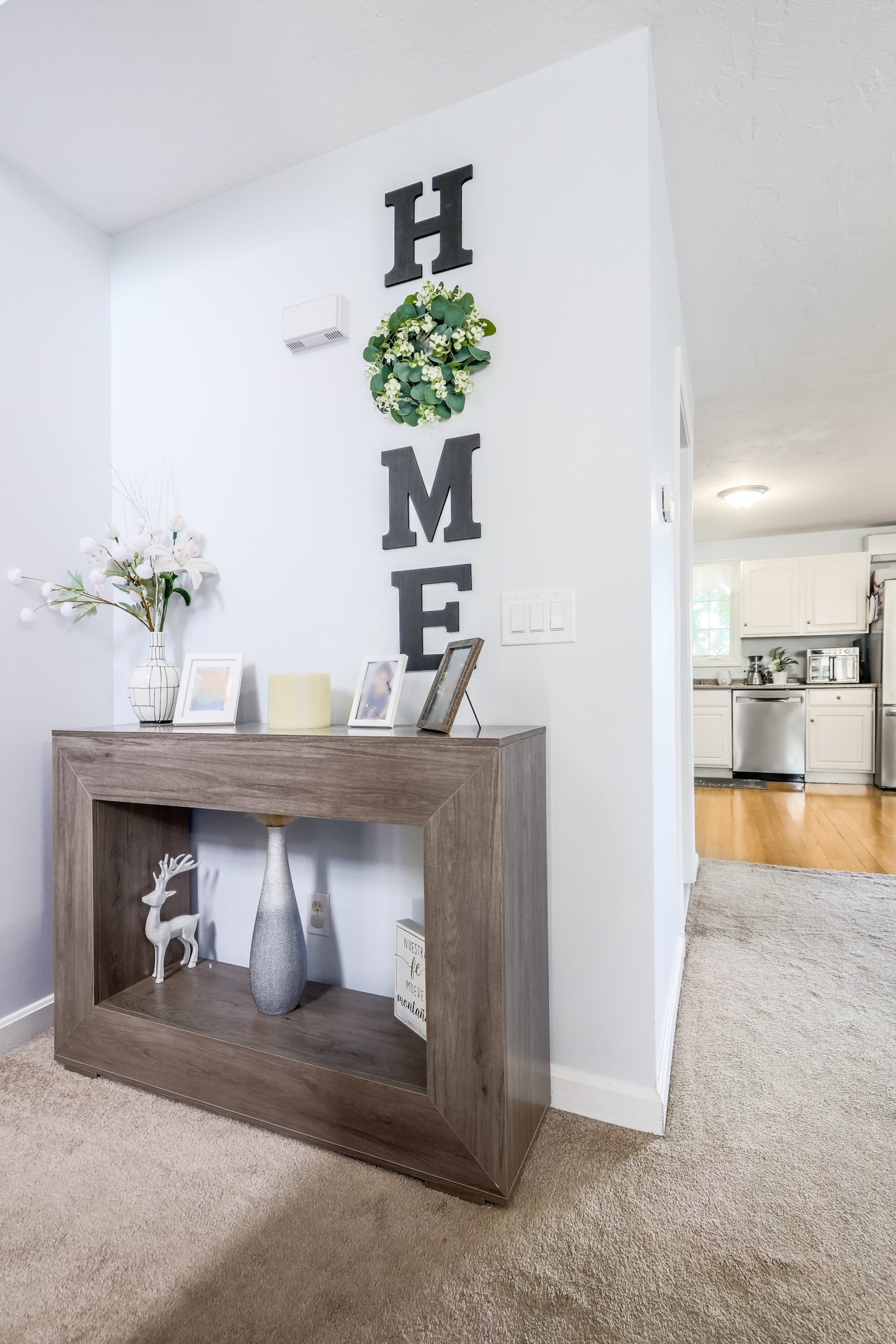 22b Bancroft St # B Property Photo 3