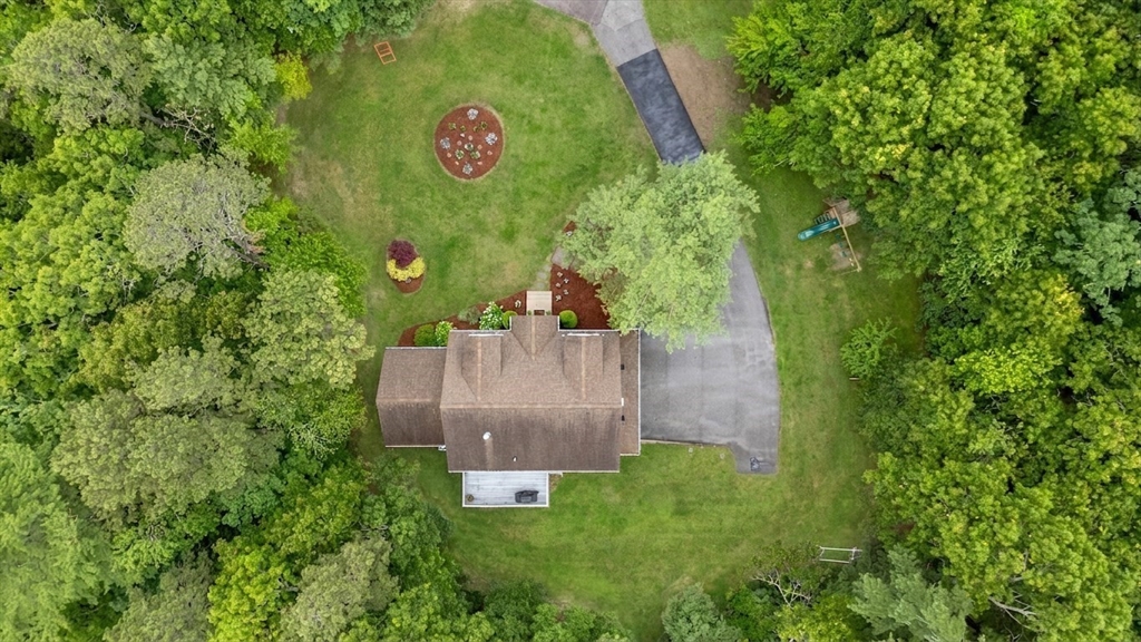 22 Edgewater Dr Property Photo 19