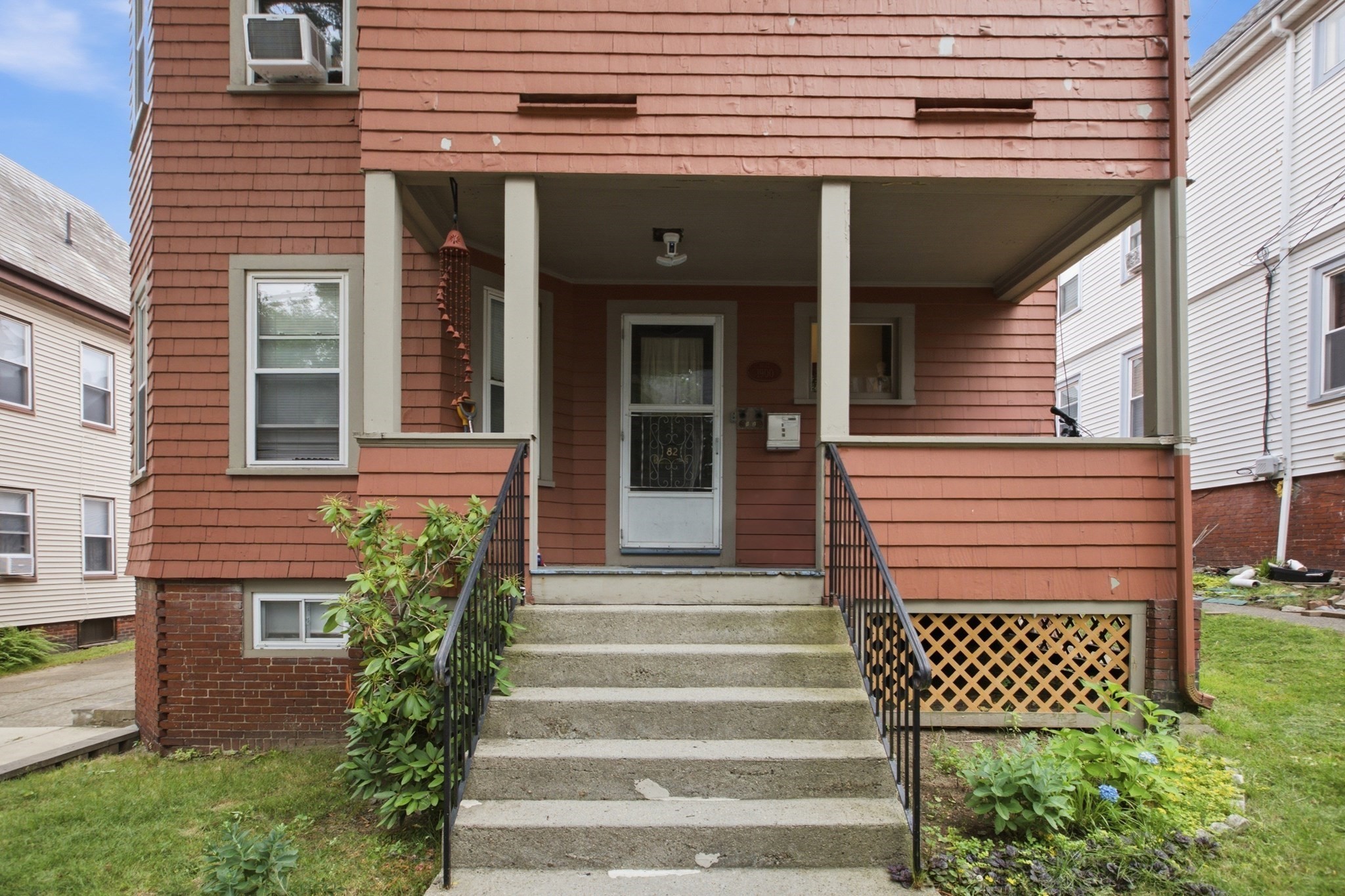 82 Electric Ave Property Photo 3