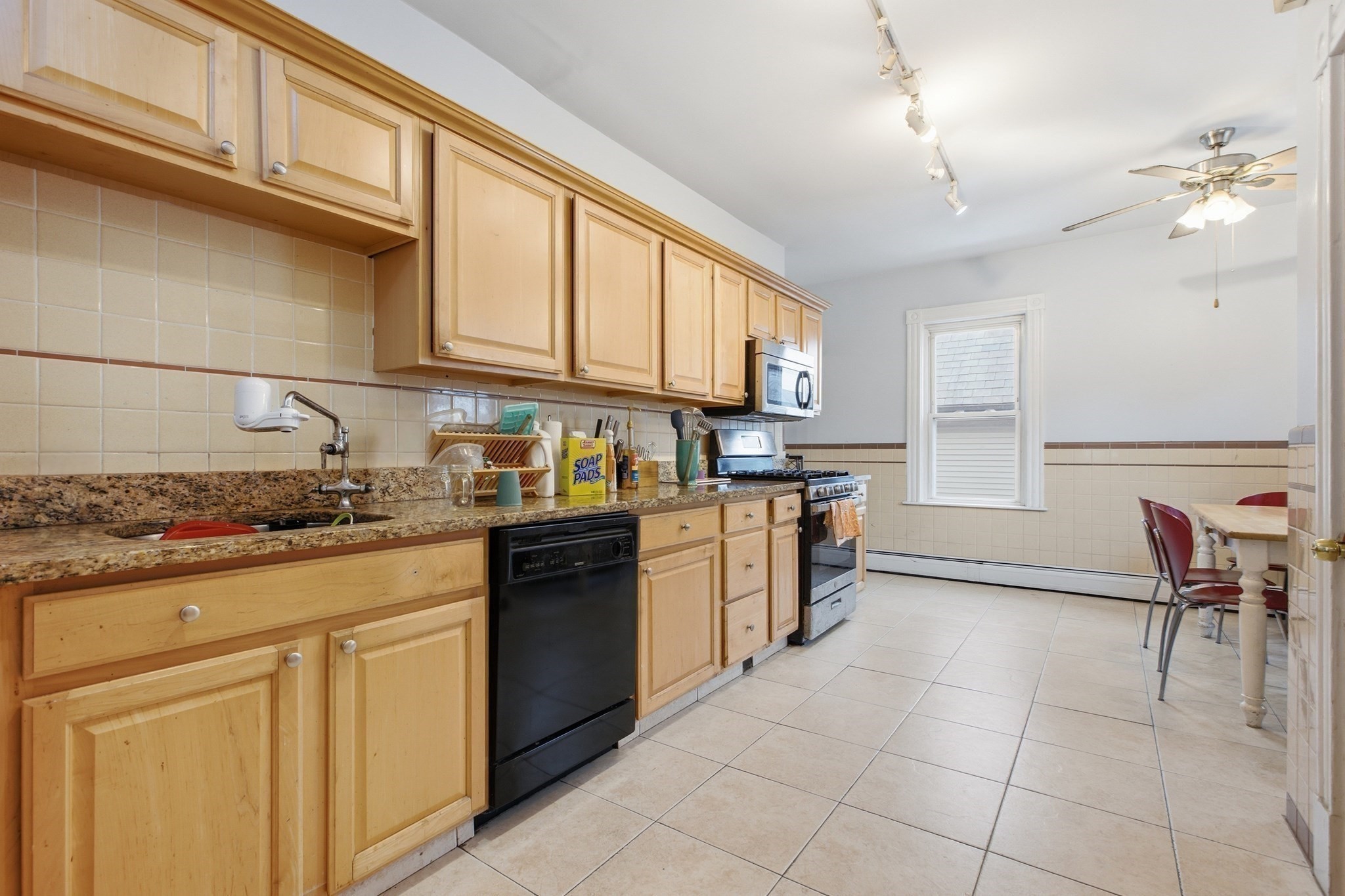 82 Electric Ave Property Photo 20