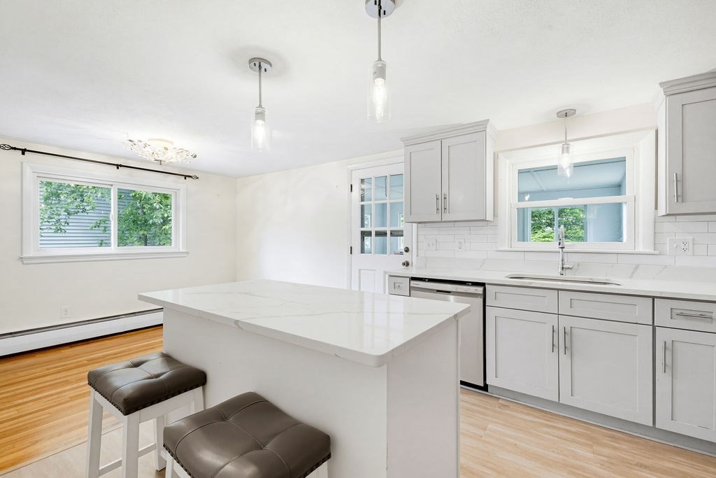 9 Charity Ln Property Photo 13