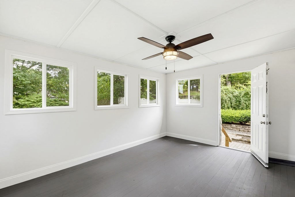 9 Charity Ln Property Photo 16