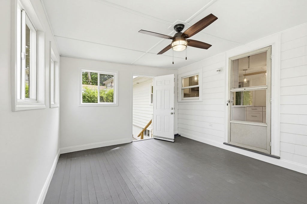 9 Charity Ln Property Photo 17