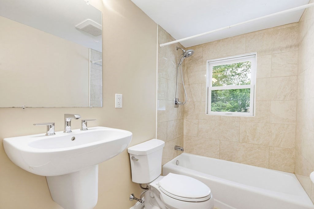 9 Charity Ln Property Photo 20