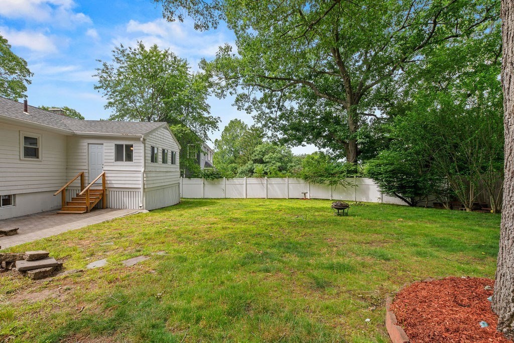 9 Charity Ln Property Photo 31