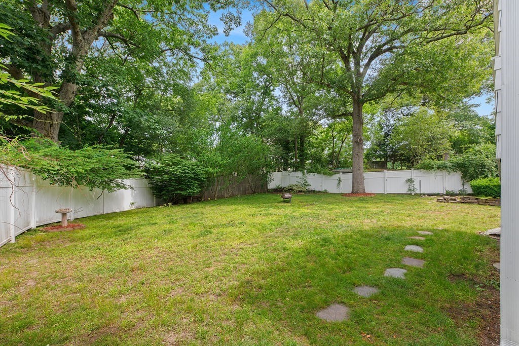 9 Charity Ln Property Photo 34