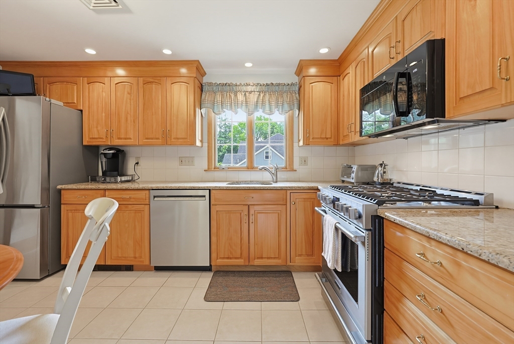 3 Suffolk Dr Property Photo 12