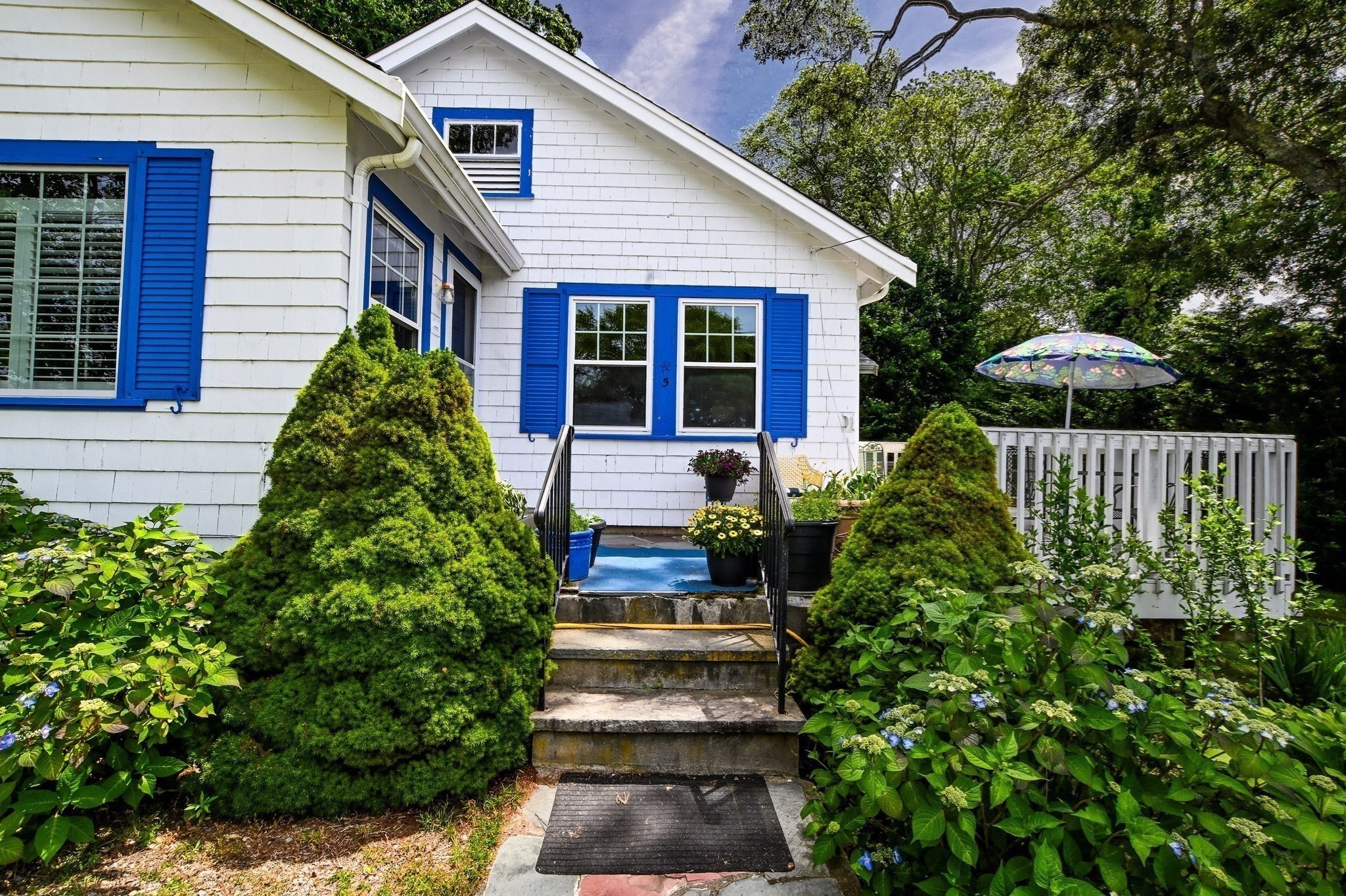 5 Hamlin Avenue Property Photo 18