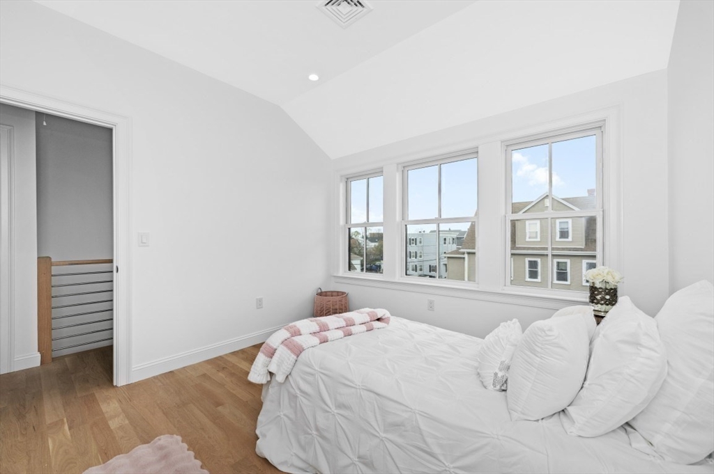 101 Sumner Street # A Property Photo 19