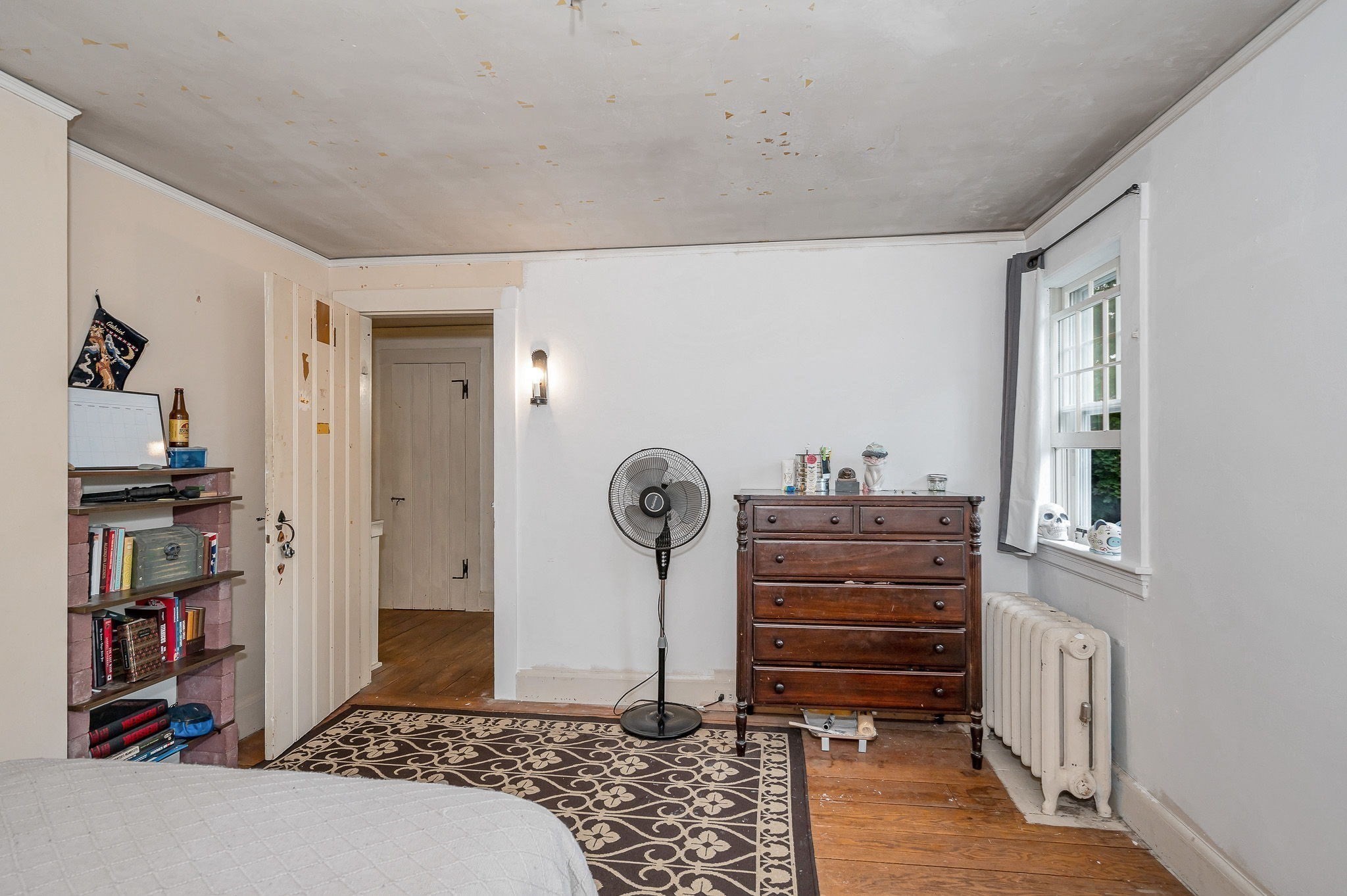 39 Holman Rd Property Photo 24