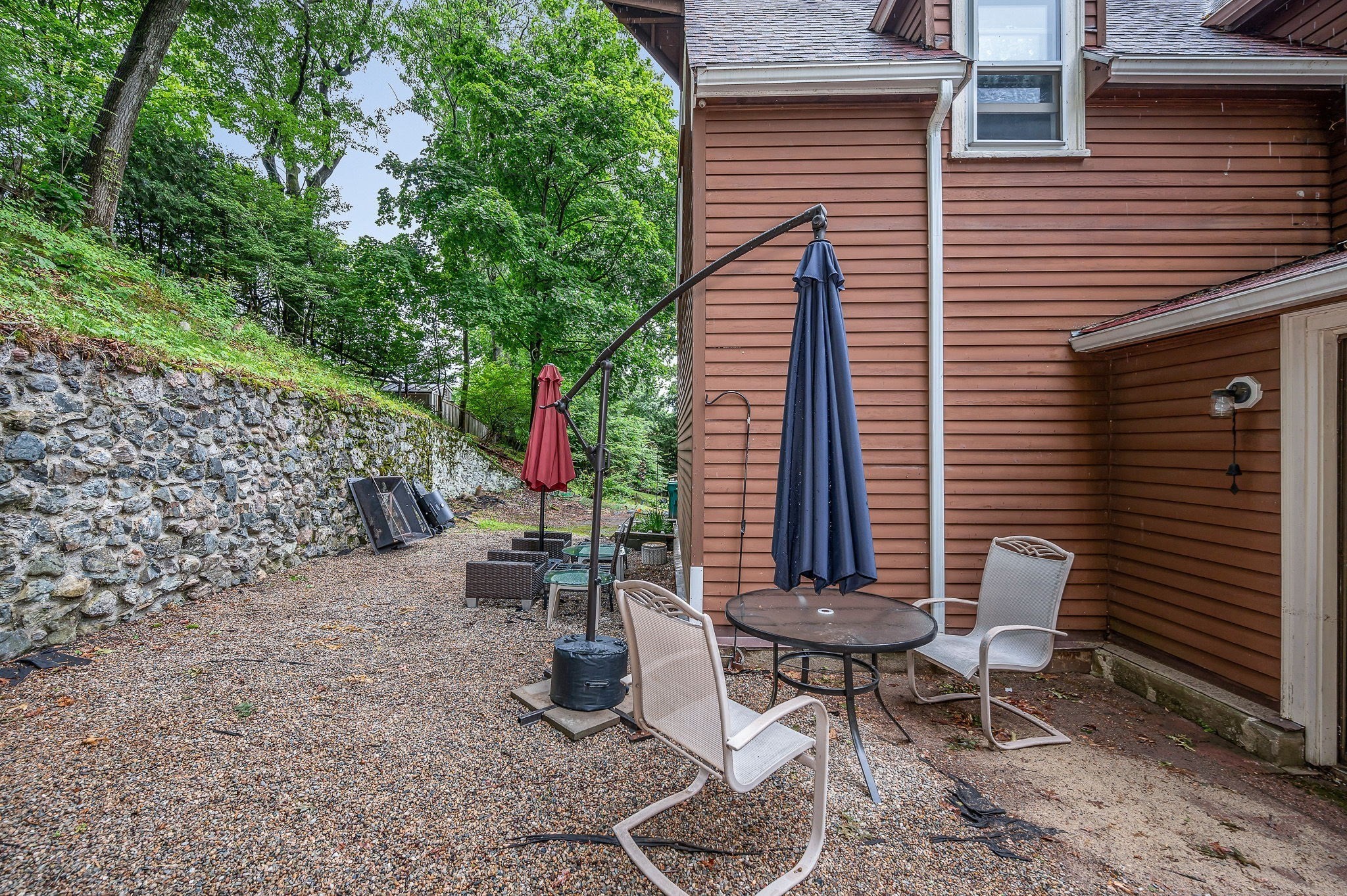 39 Holman Rd Property Photo 40