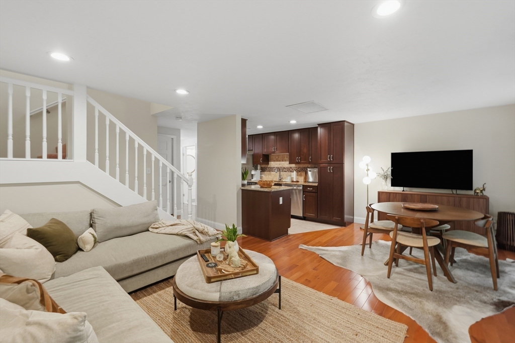13 Lordvale Blvd # 507 Property Photo 5