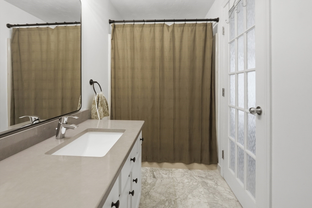 13 Lordvale Blvd # 507 Property Photo 11