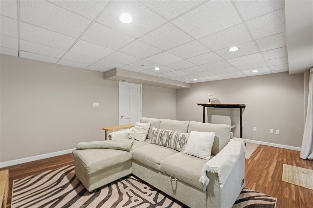 13 Lordvale Blvd # 507 Property Photo 16