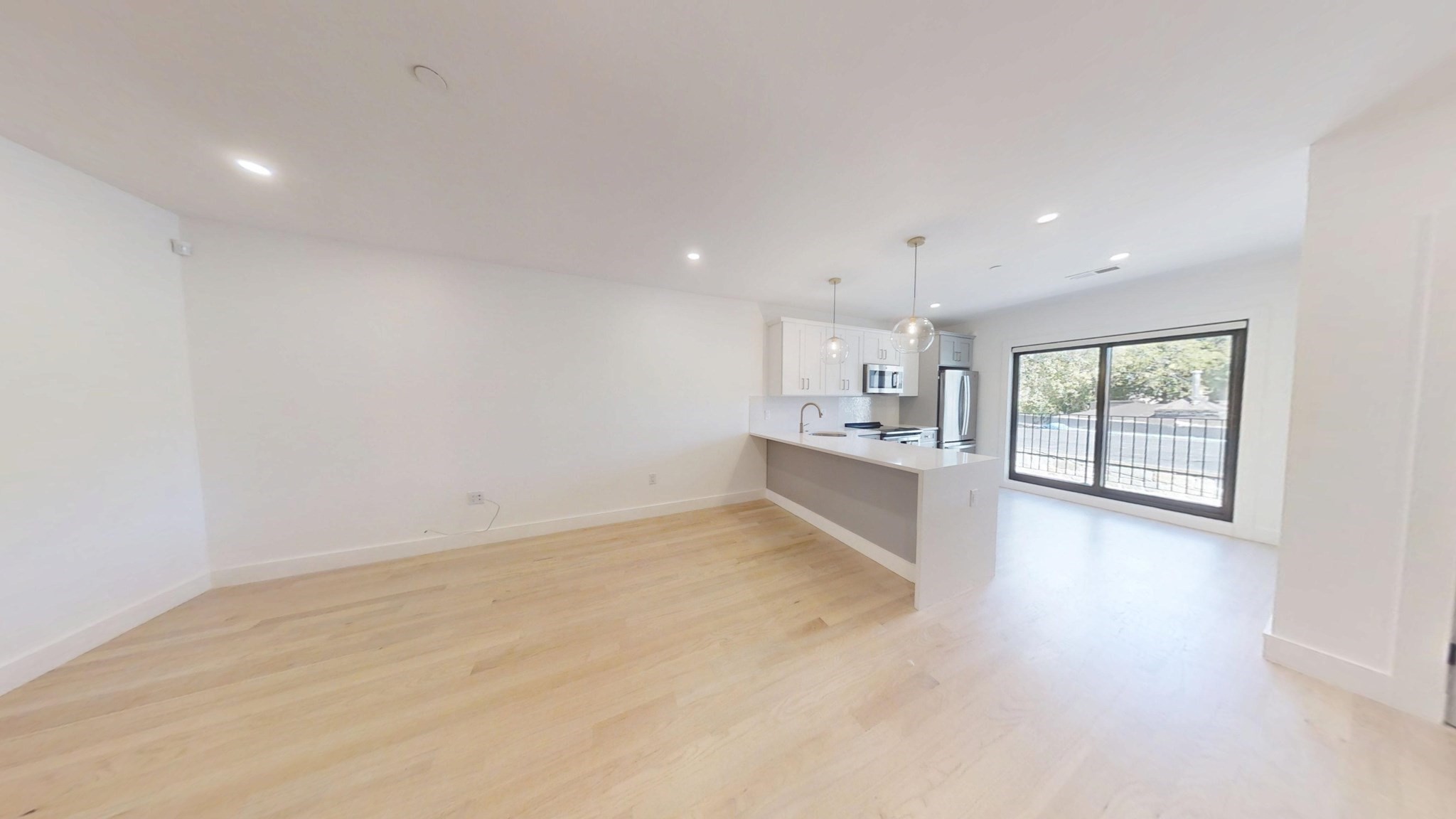 52 Withington St # 7 Property Photo 2