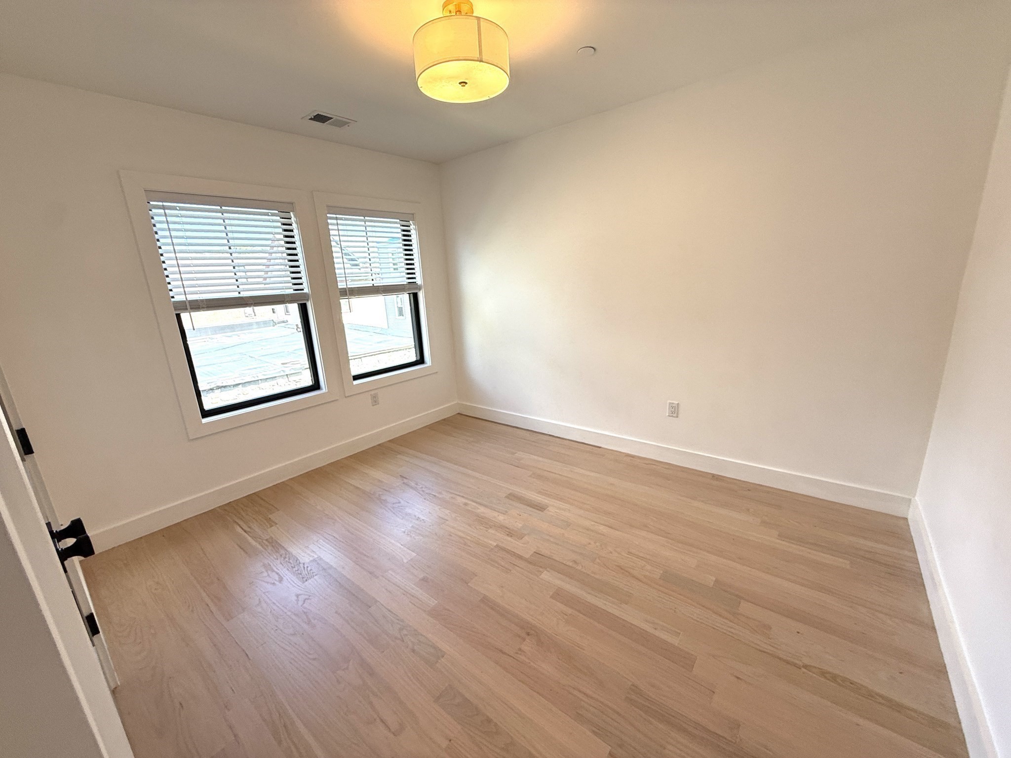 52 Withington St # 7 Property Photo 12
