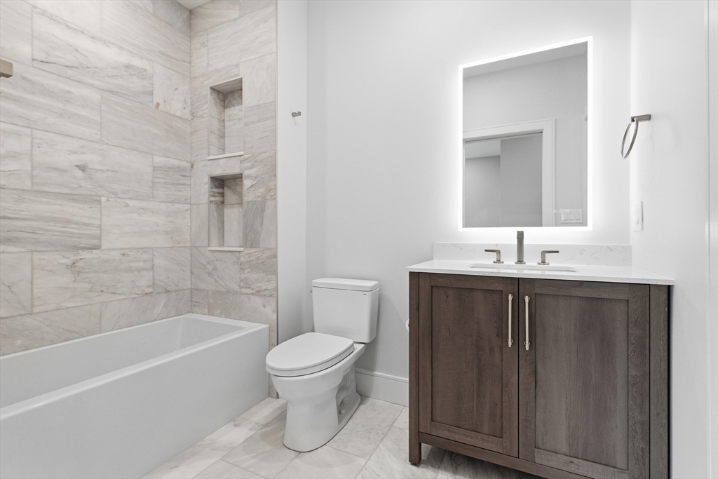8 Lawrence St Property Photo 20